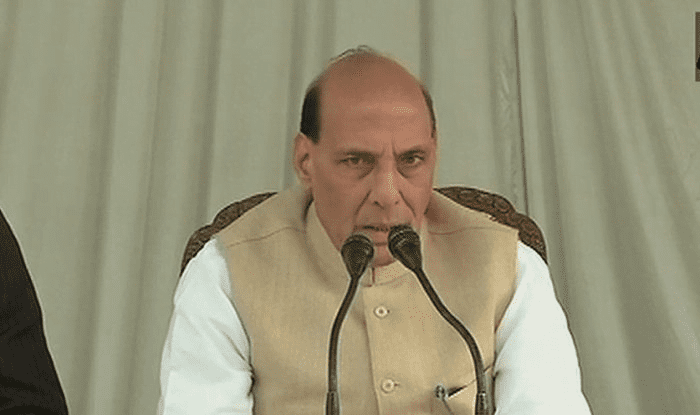 Make online FIR filing facility available for passengers from Railway Ministry : Rajnath Singh