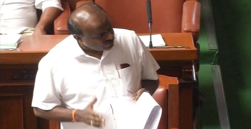 ftg kumaraswamy inside vidhan soudha.trans25fer