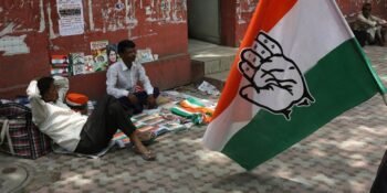 Vendors selling Congress party flags