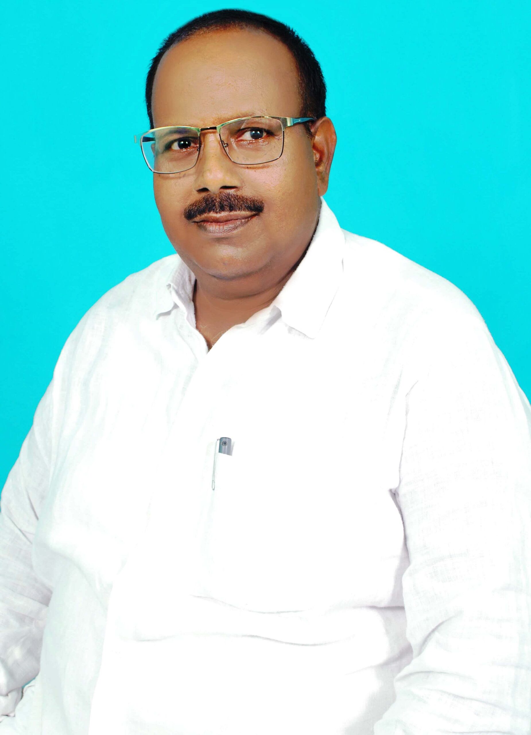 Shri Dharamraj Nishad