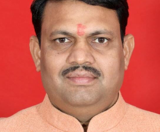 ganpatsinh vestabhai vasava bjp mangrol st gujarat