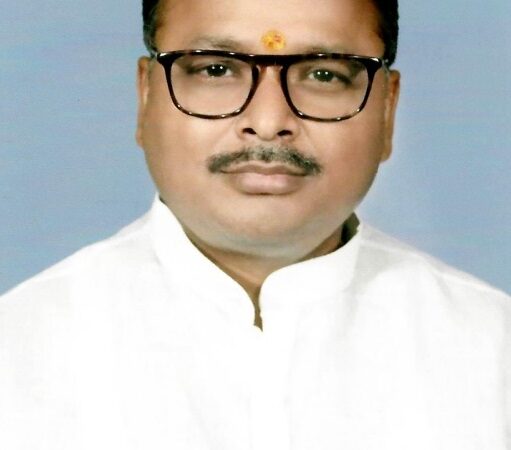 manoj kumar prajapati bjp hamirpur uttar pradesh