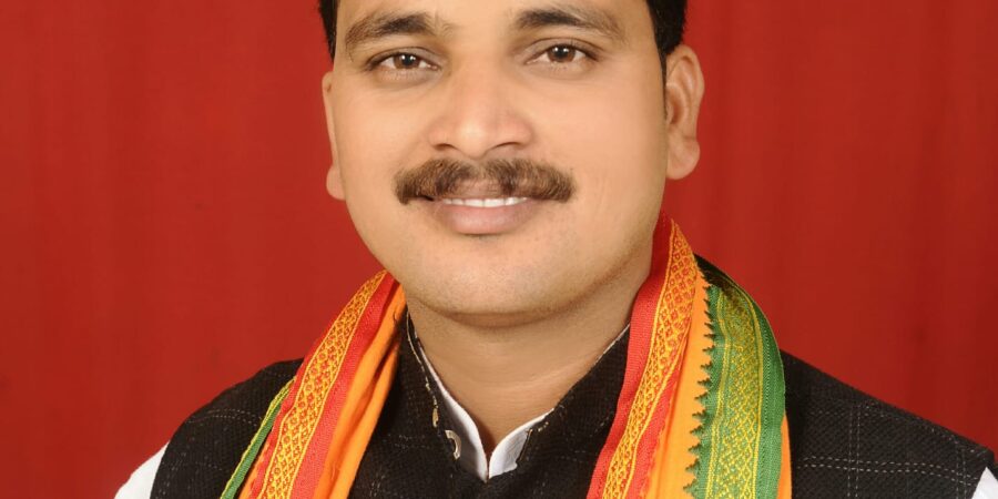 surendra chaurasiya bjp rampur karkhana uttar pradesh